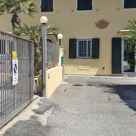 Appartamento La Spiaggia Bordighera Luaran gambar
