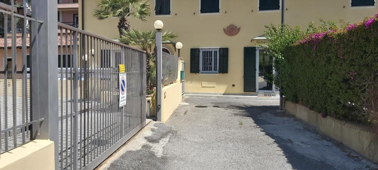 Appartamento La Spiaggia Bordighera Luaran gambar