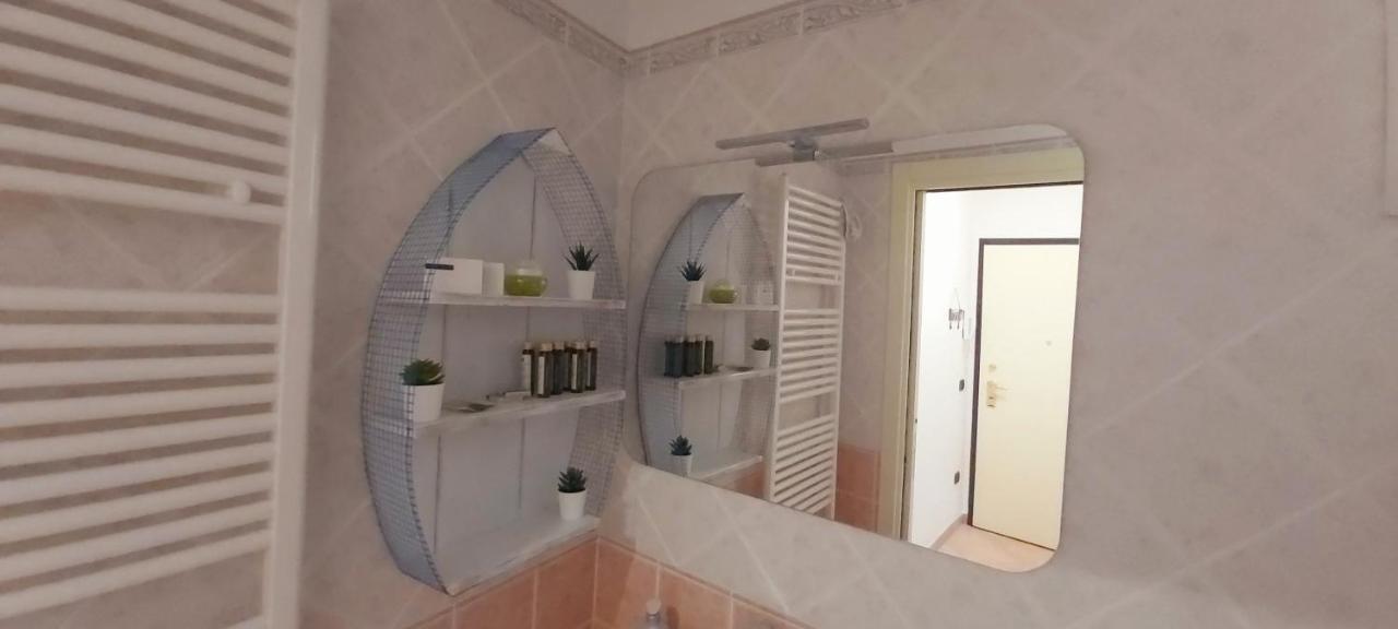Appartamento La Spiaggia Bordighera Luaran gambar